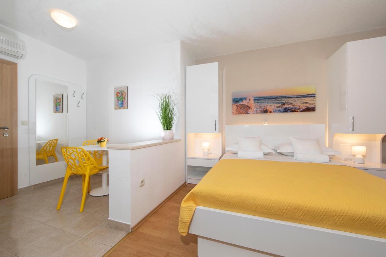 Apartments Milana 2 Tucepi Ngoại thất bức ảnh