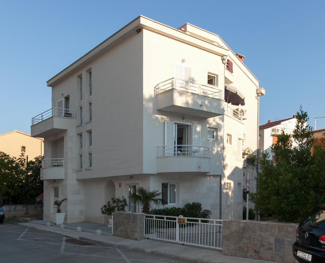 Apartments Milana 2 Tucepi Ngoại thất bức ảnh