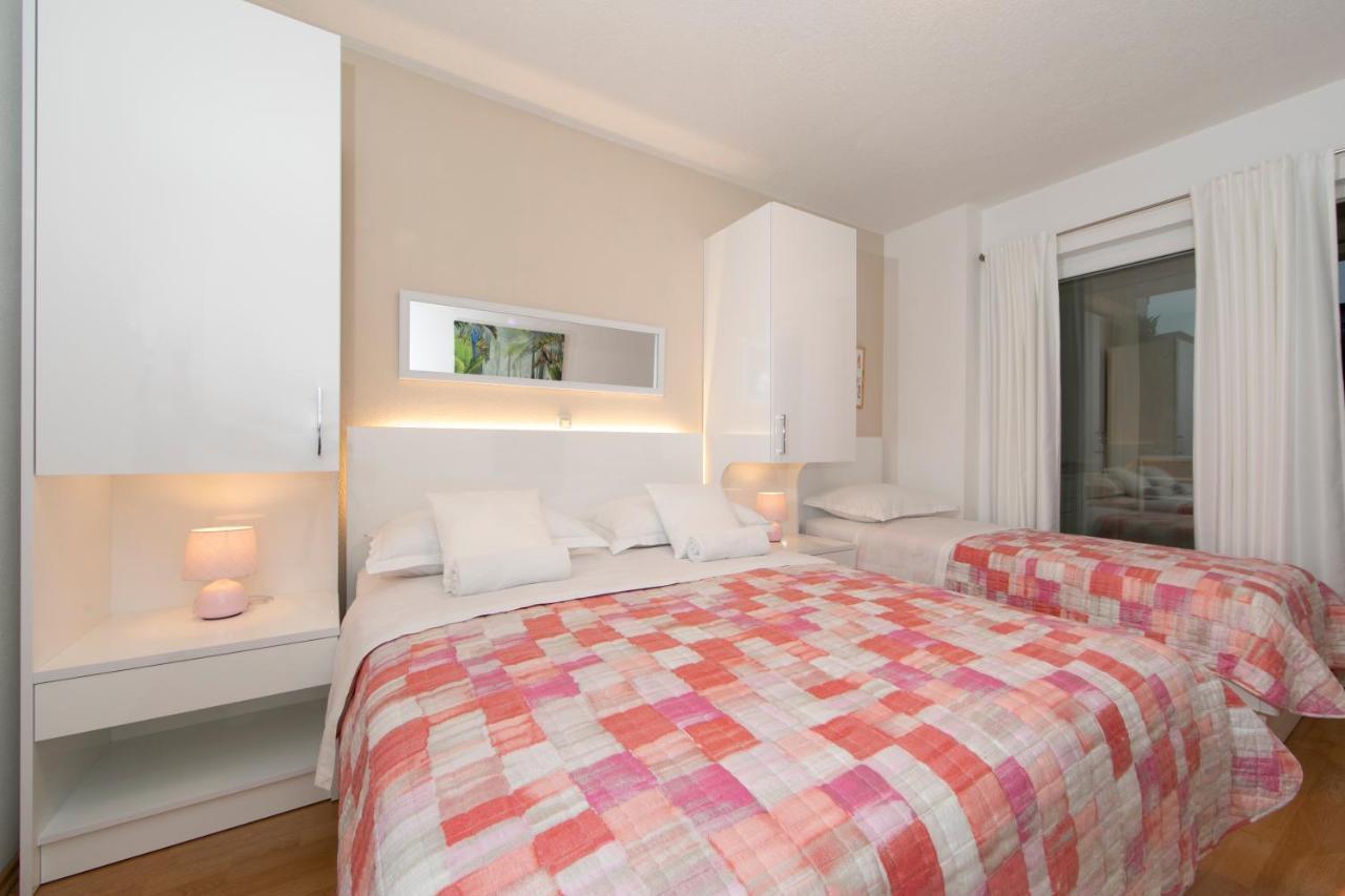 Apartments Milana 2 Tucepi Ngoại thất bức ảnh