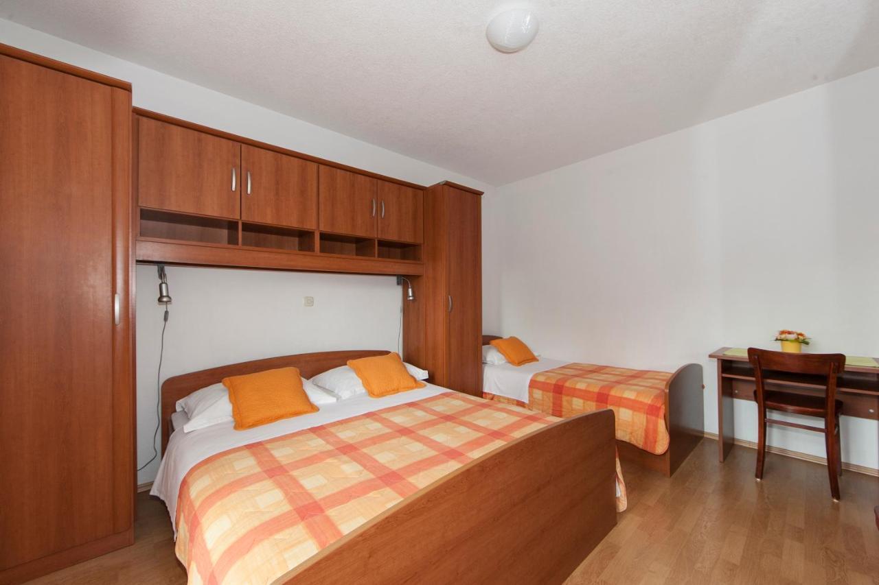 Apartments Milana 2 Tucepi Ngoại thất bức ảnh