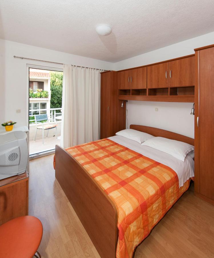 Apartments Milana 2 Tucepi Ngoại thất bức ảnh